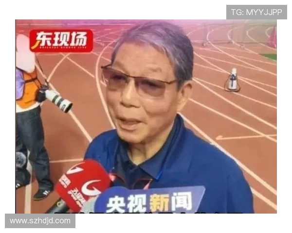 韩鹏感慨徐根宝80多岁仍坚守一线工作精神令人动容