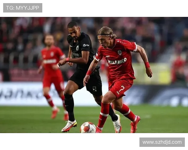 西媒：尤文、法兰克福以及斯图加特询价皇社中场苏契奇